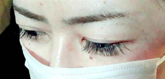 沖縄まつげエクステ・那覇まつげエクステ施術後の写真：フラットマツエク