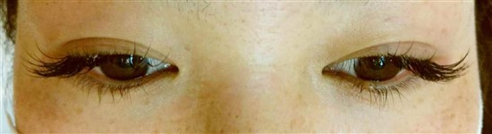 沖縄まつげエクステ・那覇まつげエクステ施術後の写真：大人げなクール&セクシーな目元に